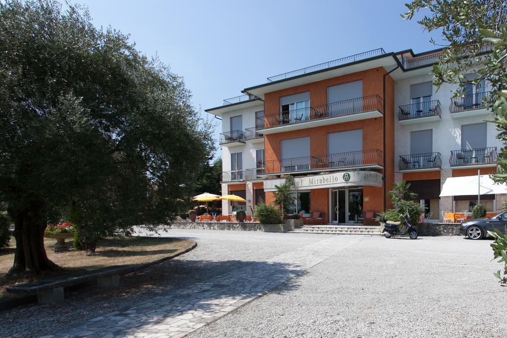 Hotel Mirabello Sirmione Exterior photo